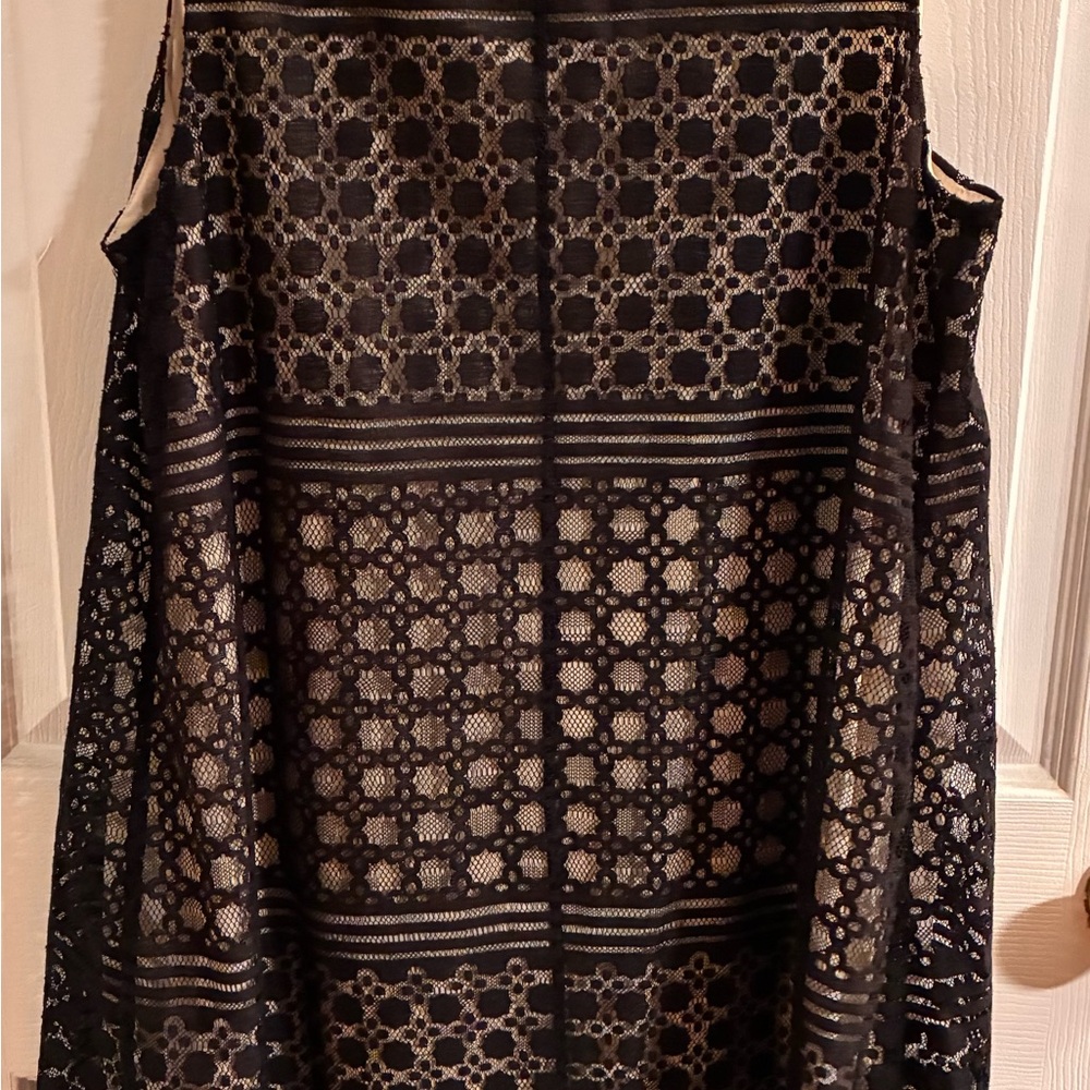 Black Lace Sleeveless Top